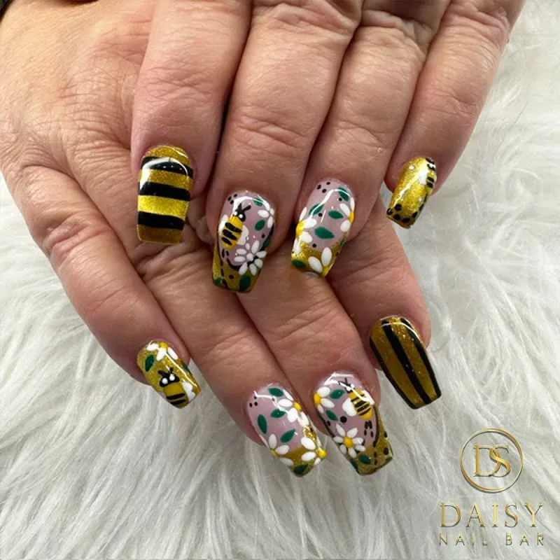 Daisy Nail Bar — Nail salon in Lake St Louis