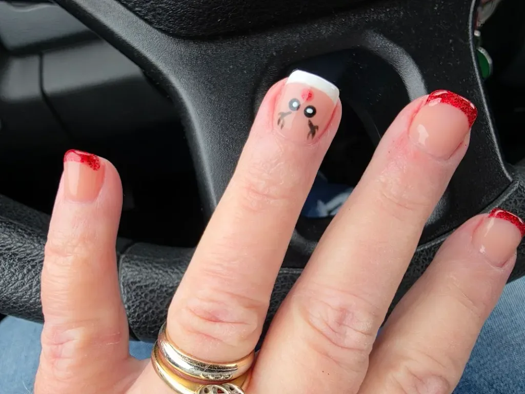 Epic Nails & Spa — Nail salon in Chillicothe