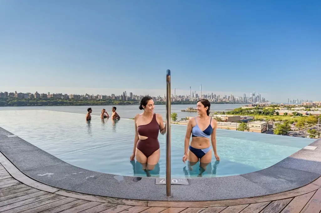SoJo Spa Club — Day spa in Edgewater