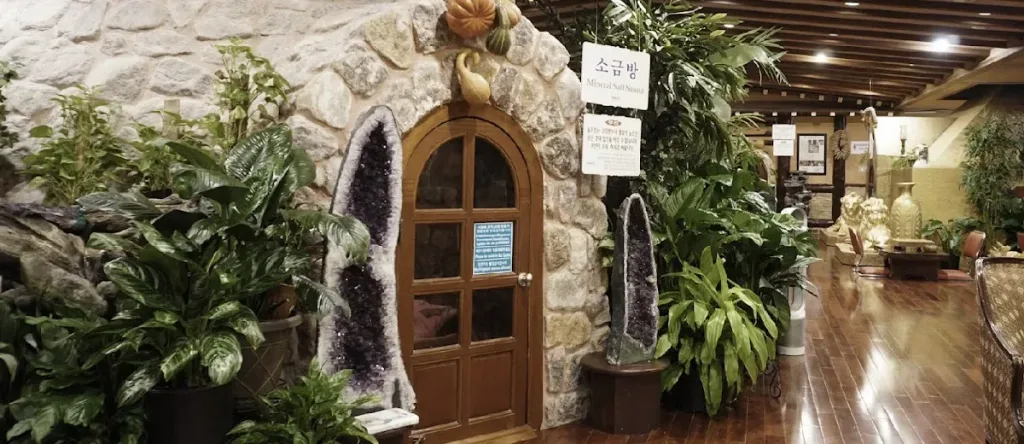 King Spa & Sauna — Spa in Palisades Park