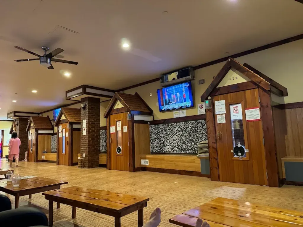 New York Spa & Sauna — Spa and health club in Flushing