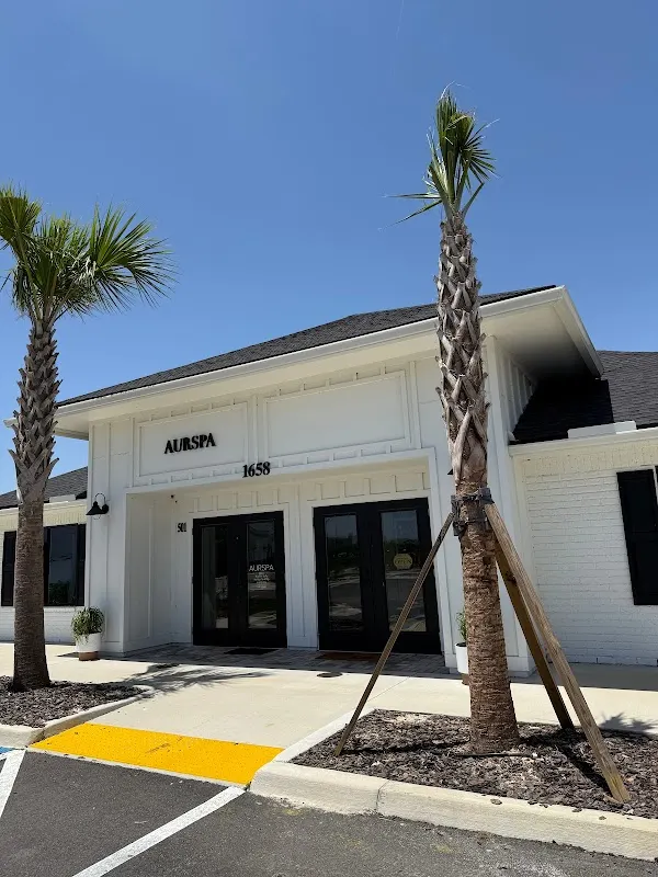 Aurspa Day Spa — Day spa in Middleburg