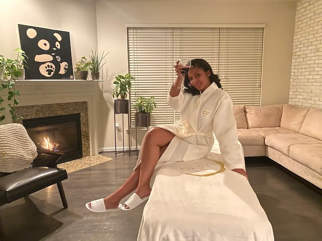 InTouch M. Spa + Mobile Massage — Massage spa in Greenbelt