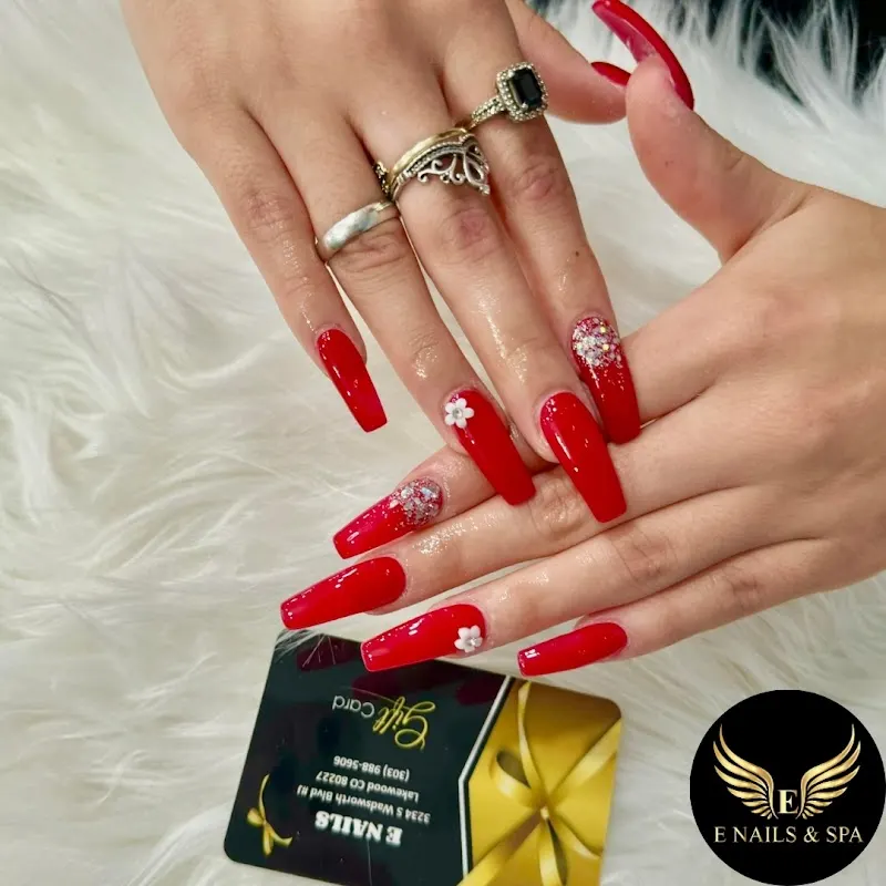 E nails and spa — Nail salon in Lakewood