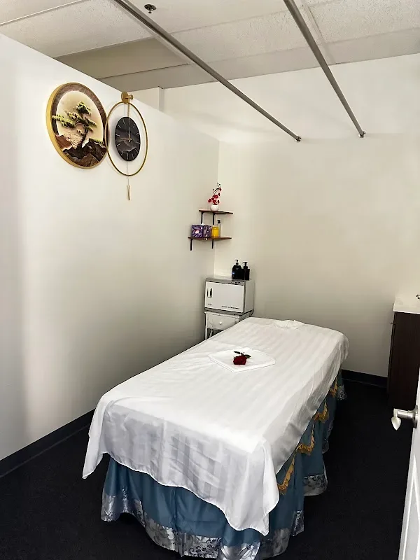 Healing Hands Spa — Massage spa in Morganville