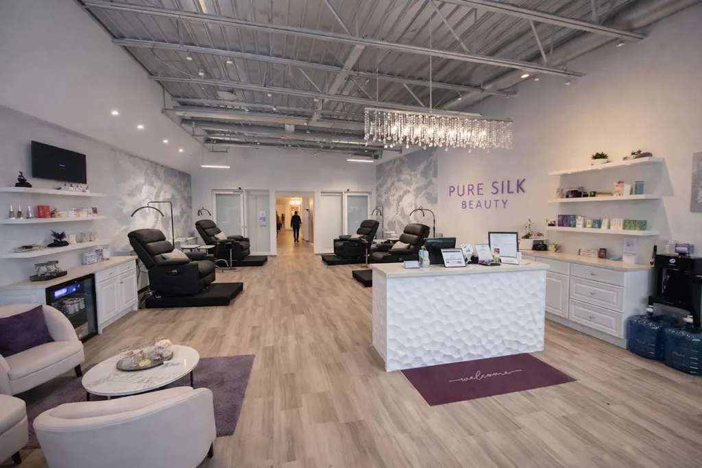 Plush Beauty Salon Upper Arlington — Facial spa in Columbus