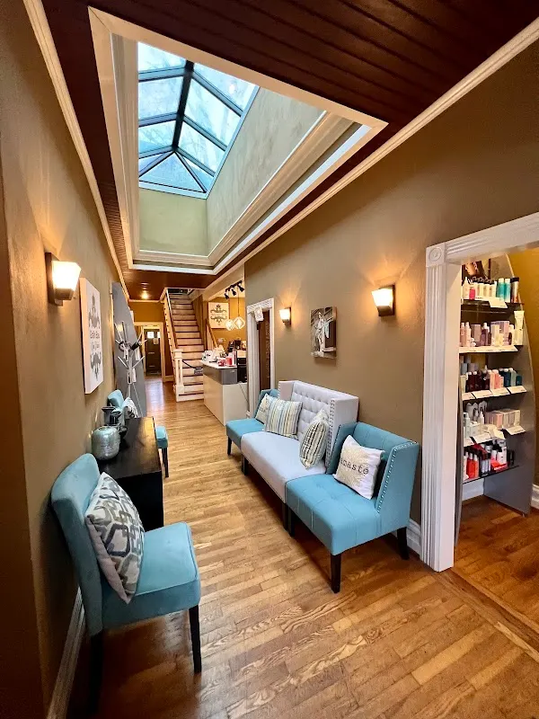 Gräfin Blau Spa & Salon — Day spa in Hickory