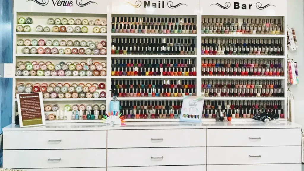 Venue Nail Bar — Nail salon in Winter Haven