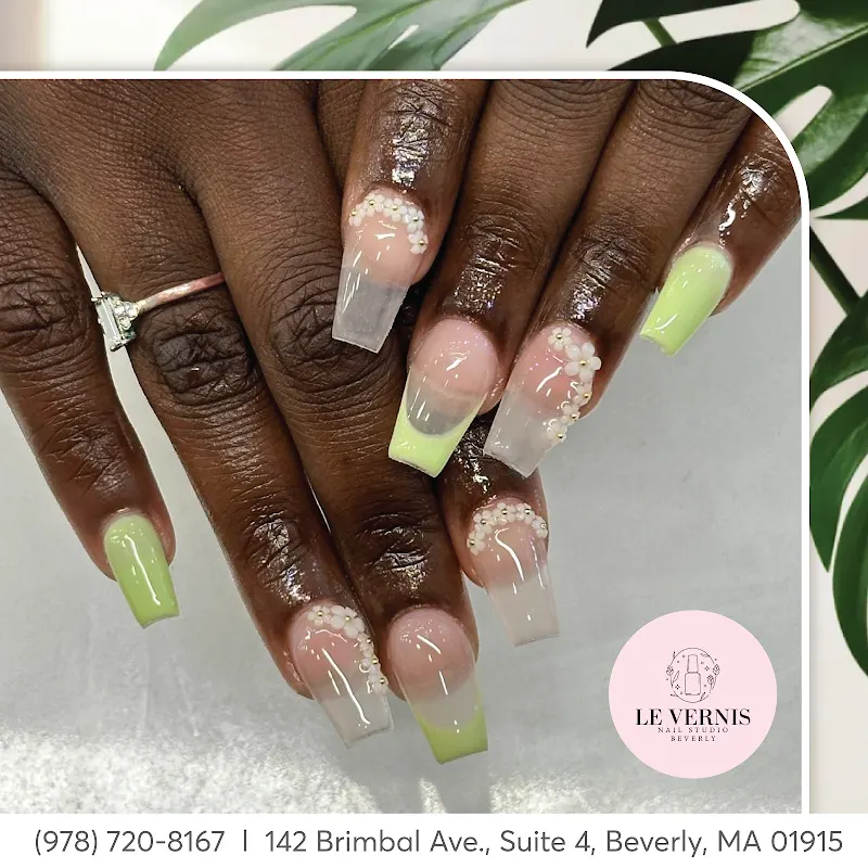 Le Vernis Nail Studio — Nail salon in Beverly