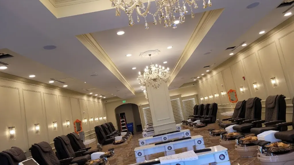 Nails-A-Holic — Nail salon in Westlake