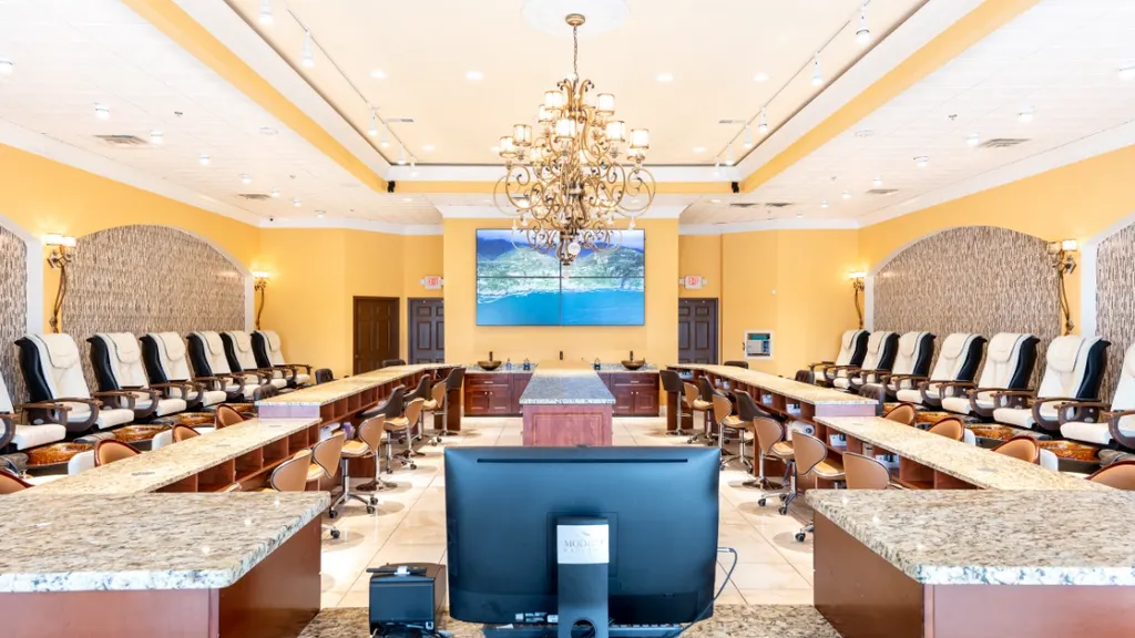 Modish Nail Spa — Nail salon in Harrisburg