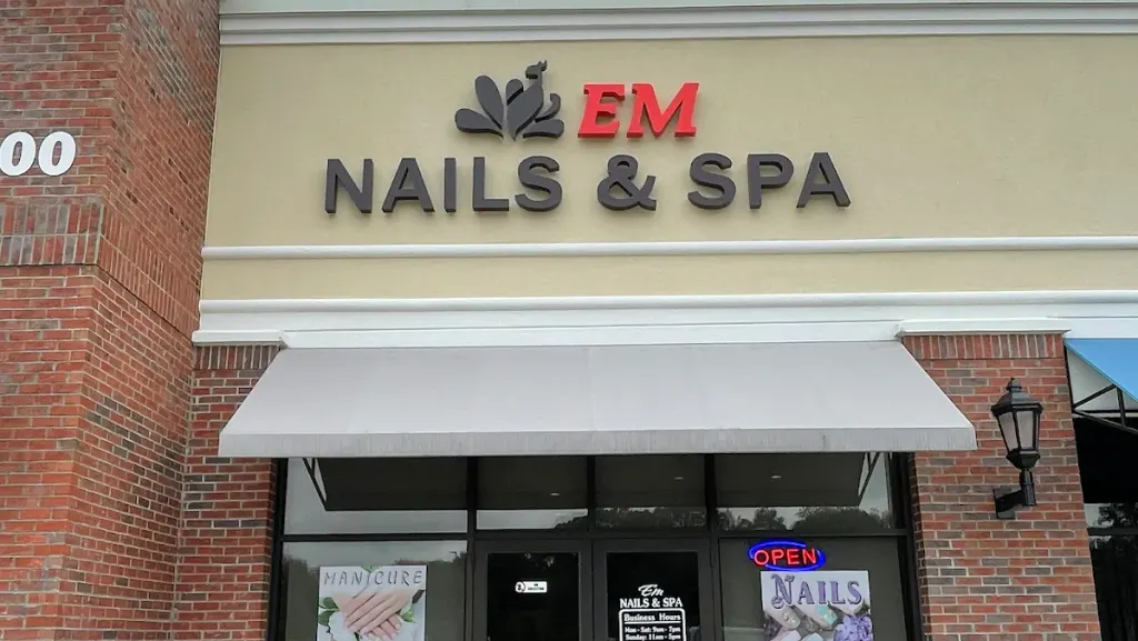 Em Nails & Spa — Nail salon in Baton Rouge