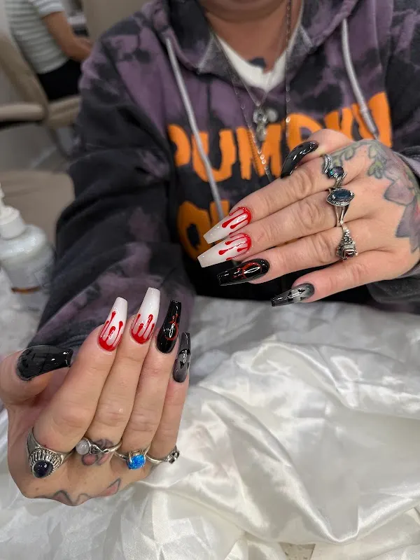 Nail Bar — Nail salon in Spartanburg