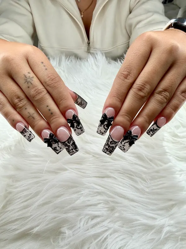 Winnie Nail Bar — Nail salon in Orem