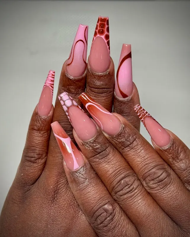 Nails Lamour — Nail salon in Davie