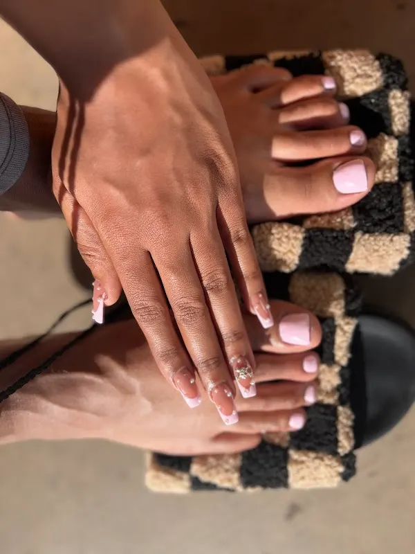 Westgate Nails & Lashes — Nail salon in Glendale