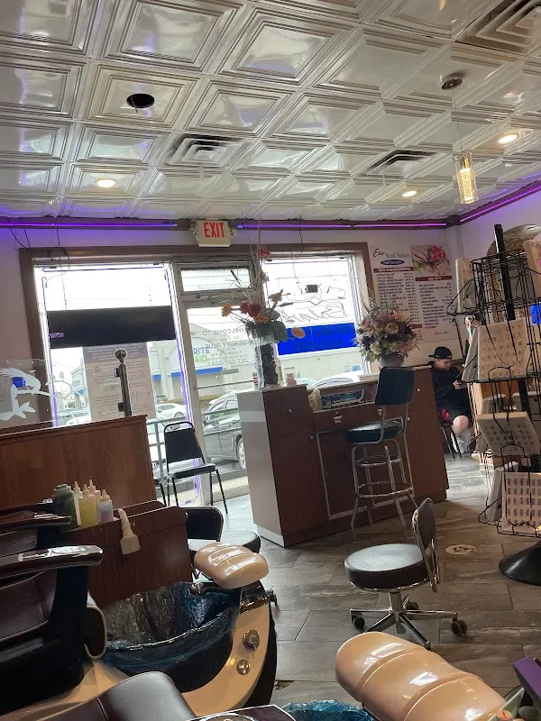 Erie Beauty Plus — Nail salon in Philadelphia