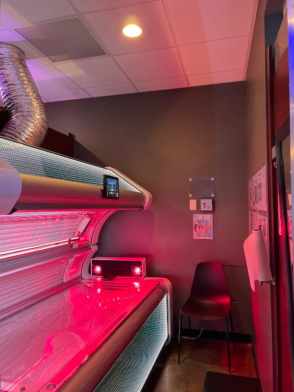 AfterGlow Tanning & Wellness — Tanning salon in North Providence
