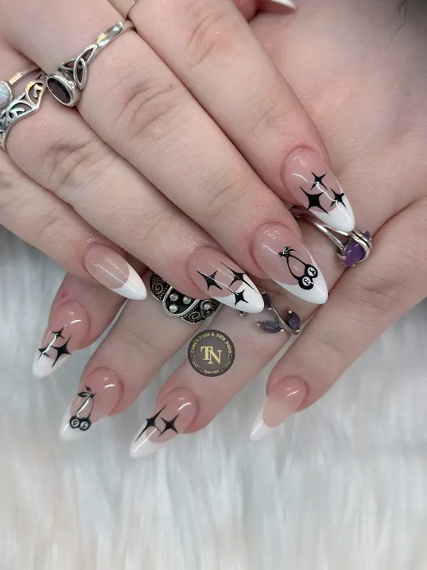 Town Nail & Skin Salon At 336 Newbury St — Nail salon in Boston