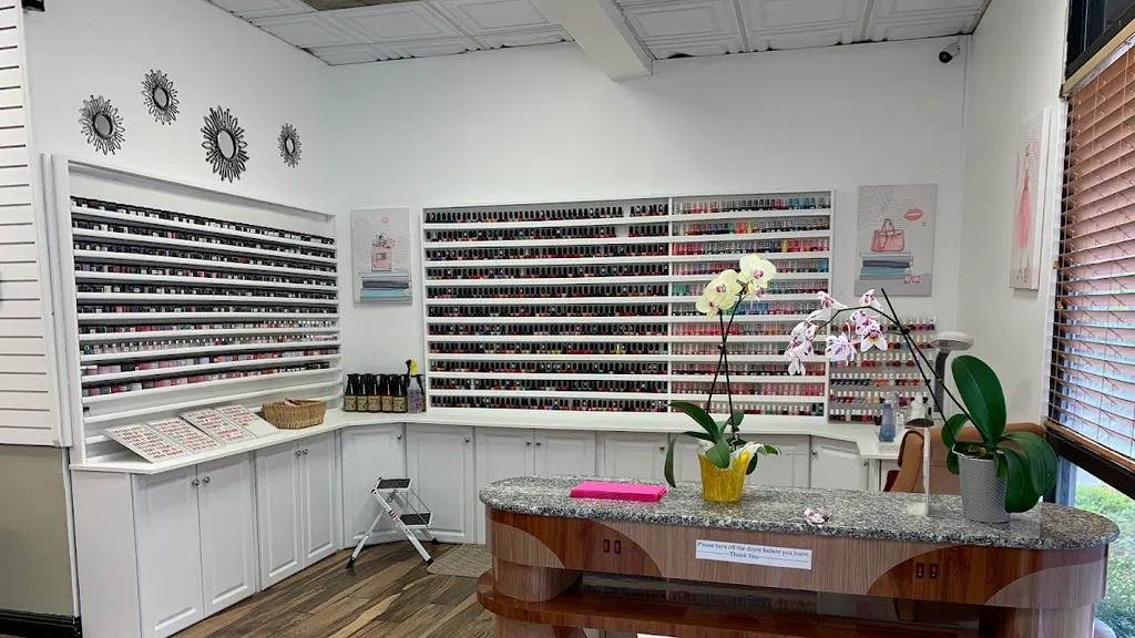 Nail Palace — Nail salon in Charleston