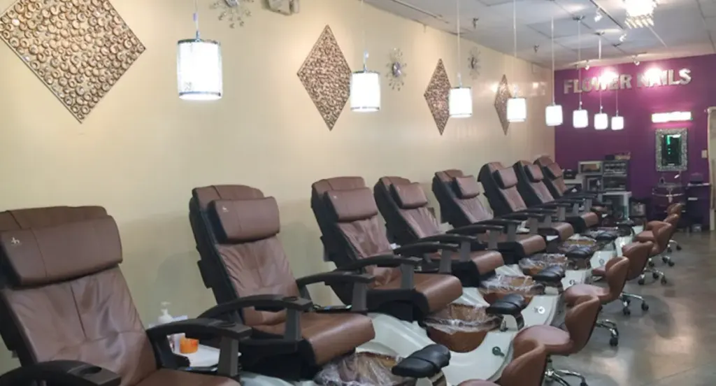 Flowers Nails — Nail salon in Clayton