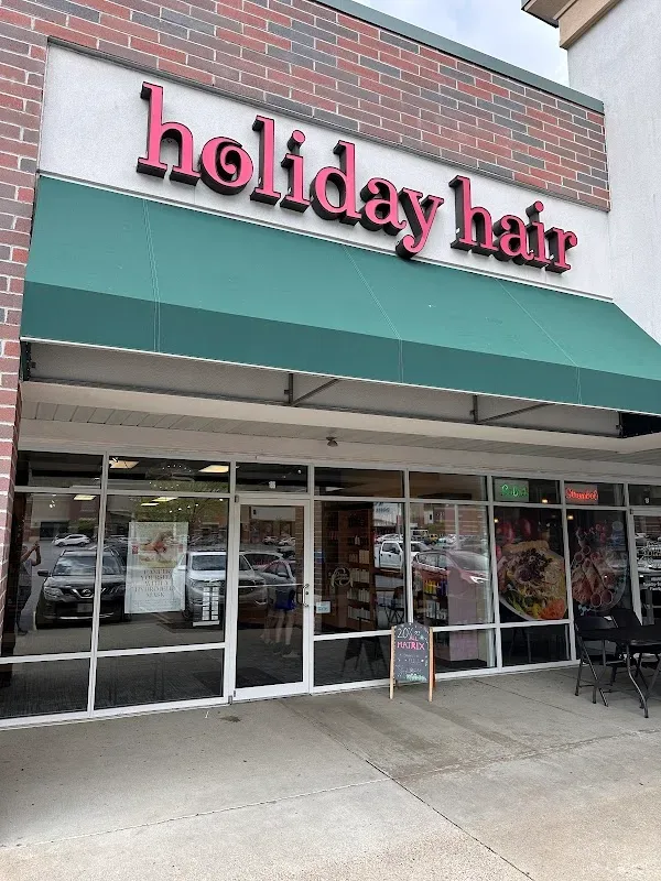 Holiday Hair — Hair salon in Altoona