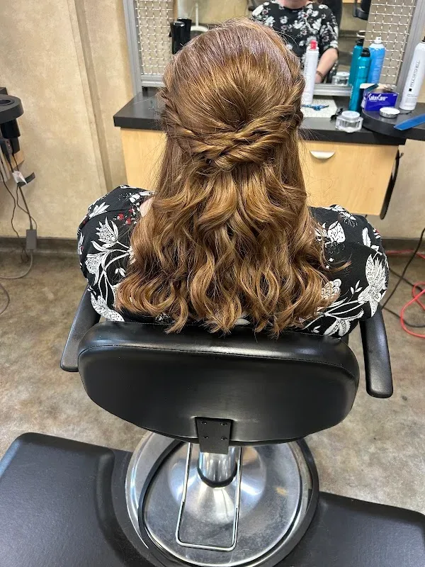 SUPERCUTS — Hair salon in Concord
