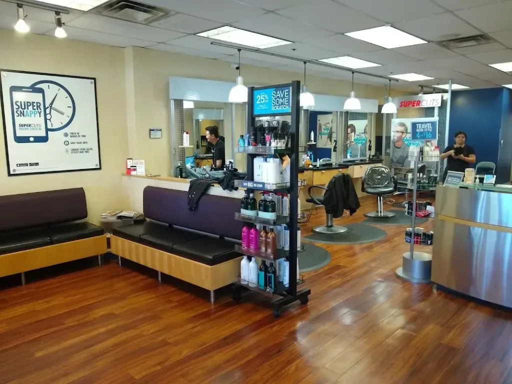SUPERCUTS — Hair salon in Phoenix