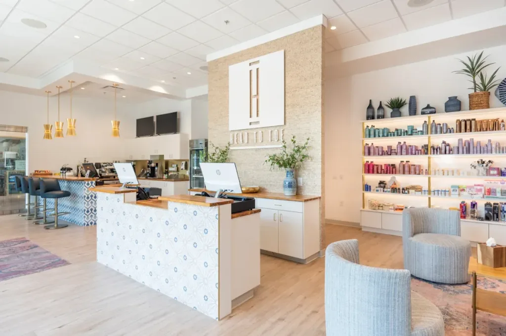 Head to Toe Day Spa, Inc. — Hair salon in Wilmington