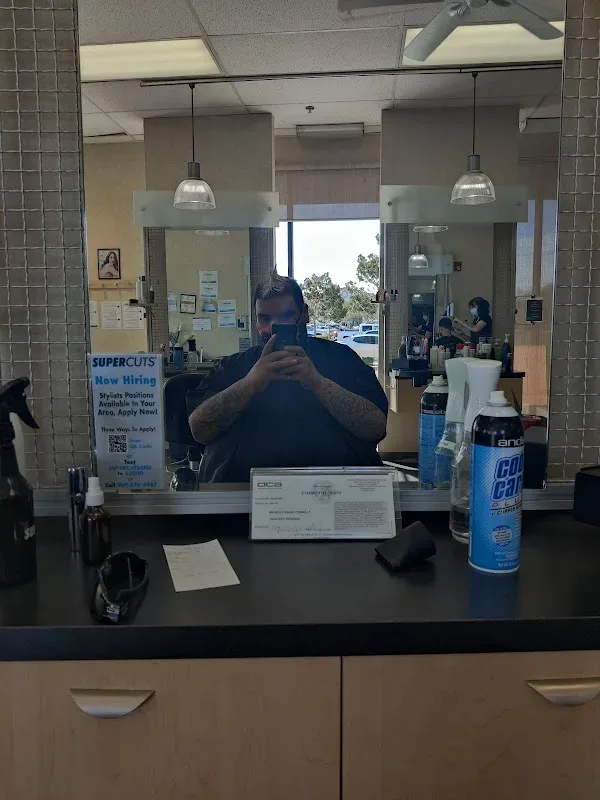 SUPERCUTS — Hair salon in Victorville