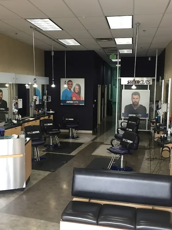 SUPERCUTS — Hair salon in Phoenix