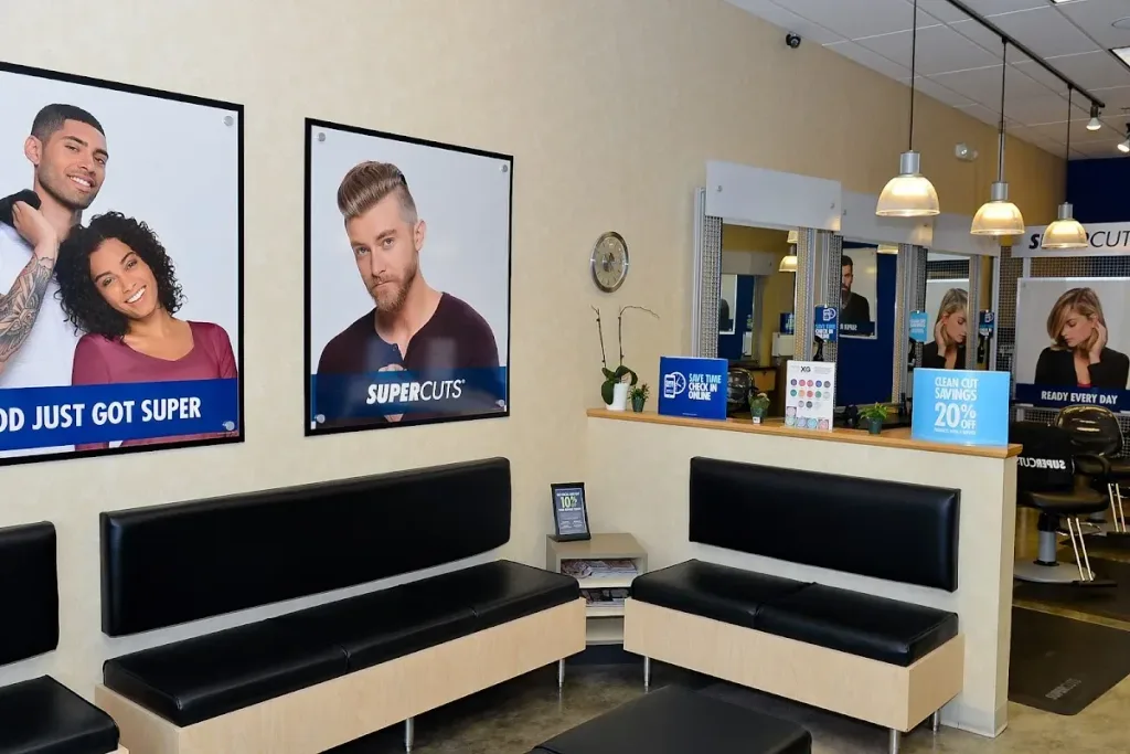 SUPERCUTS — Hair salon in West Des Moines