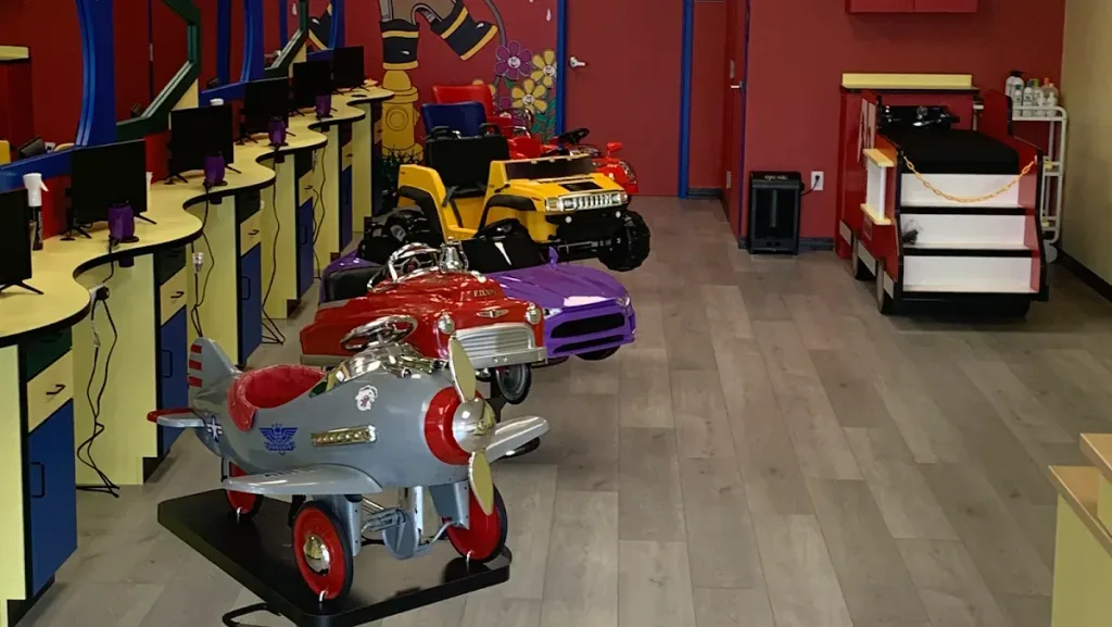 Cookie Cutters Haircuts for Kids - Jacksonville (Oakleaf Station) — Hair salon in Jacksonville