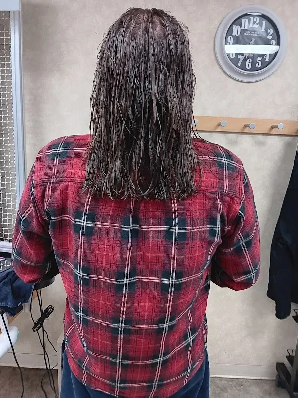SUPERCUTS — Hair salon in Aurora