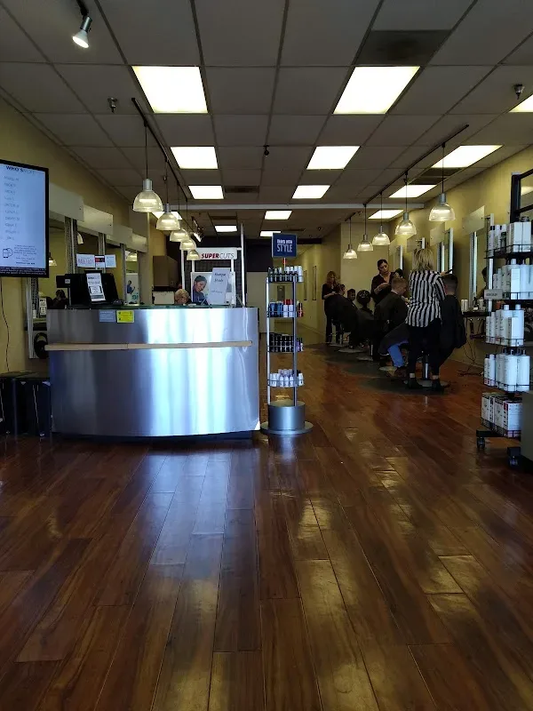 SUPERCUTS — Hair salon in Long Beach