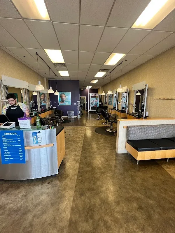 SUPERCUTS — Hair salon in West Hartford