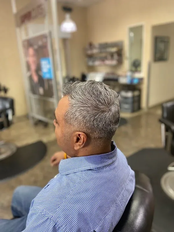 SUPERCUTS — Hair salon in Covina