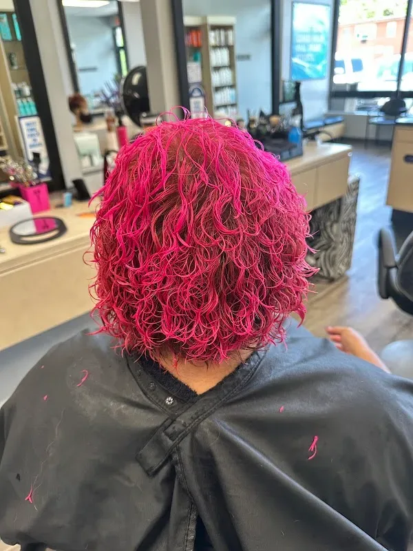 SUPERCUTS — Hair salon in Forest Park