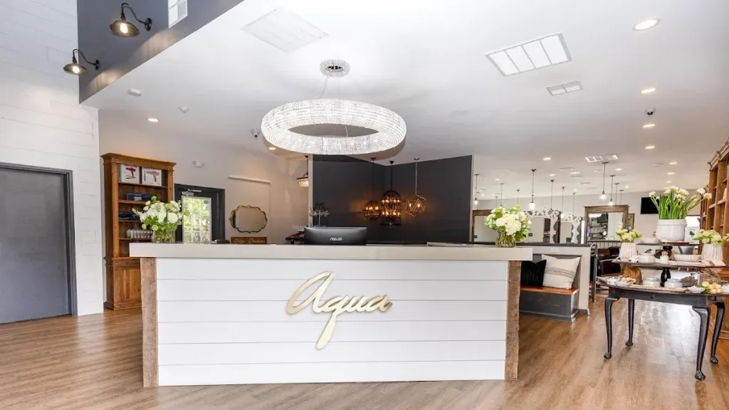 Aqua Beauty Lounge & Med Spa — Hair salon in Pewaukee