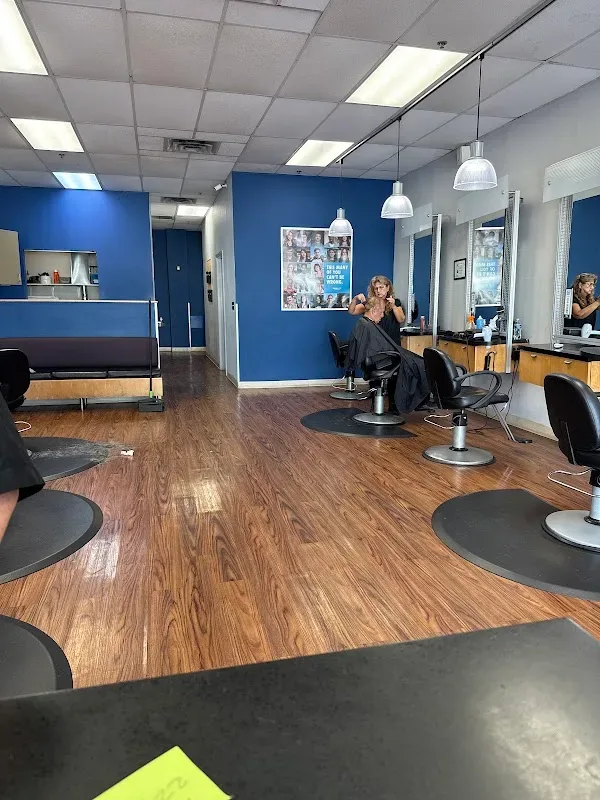 SUPERCUTS — Hair salon in Sunny Isles Beach