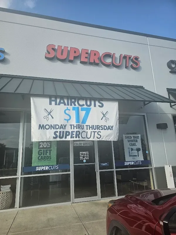 SUPERCUTS — Hair salon in San Antonio