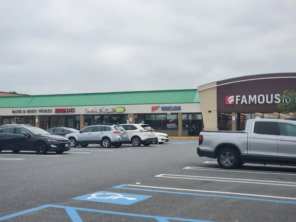 SUPERCUTS — Hair salon in Franklin