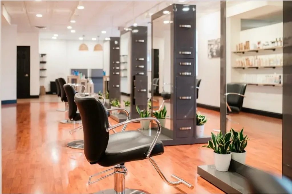 Paradigm Salon & Company South — Hair salon in Bel Air