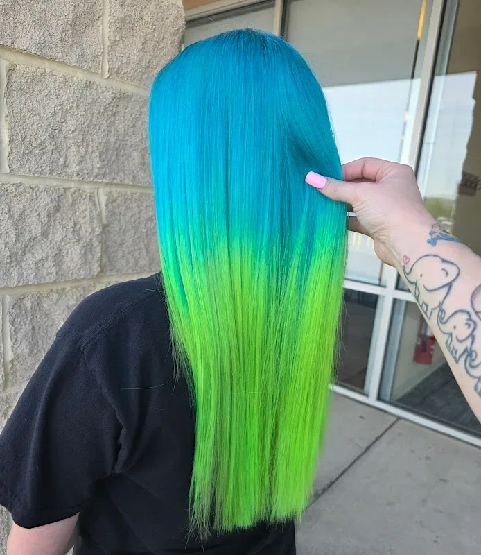 HOLIDAY HAIR — Hair salon in Shippensburg
