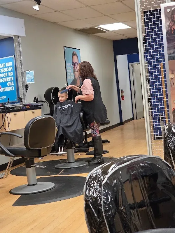 SUPERCUTS — Hair salon in Alma