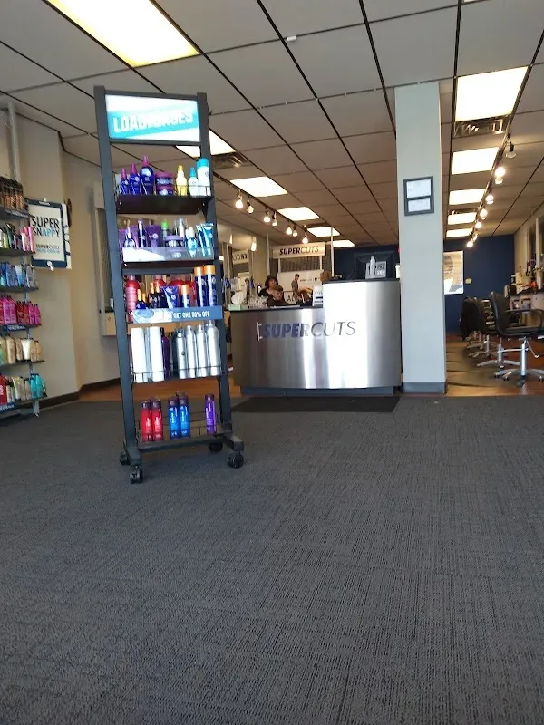 SUPERCUTS — Hair salon in Lansing