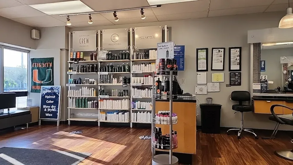 SUPERCUTS — Hair salon in South Miami