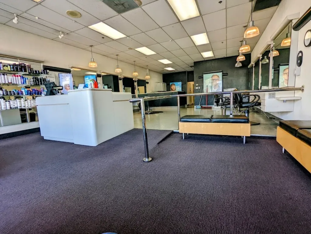SUPERCUTS — Hair salon in Bakersfield