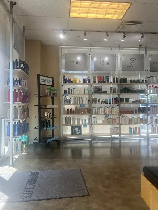 SUPERCUTS — Hair salon in Tampa