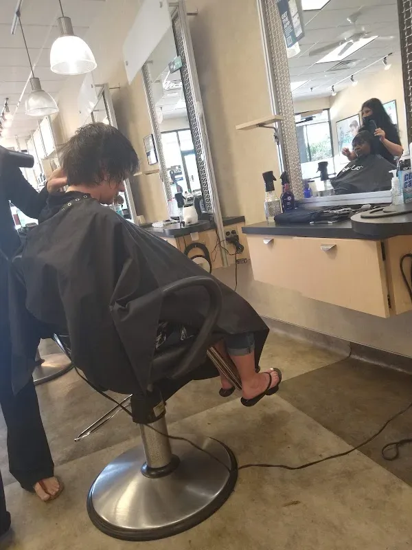 SUPERCUTS — Hair salon in Collierville